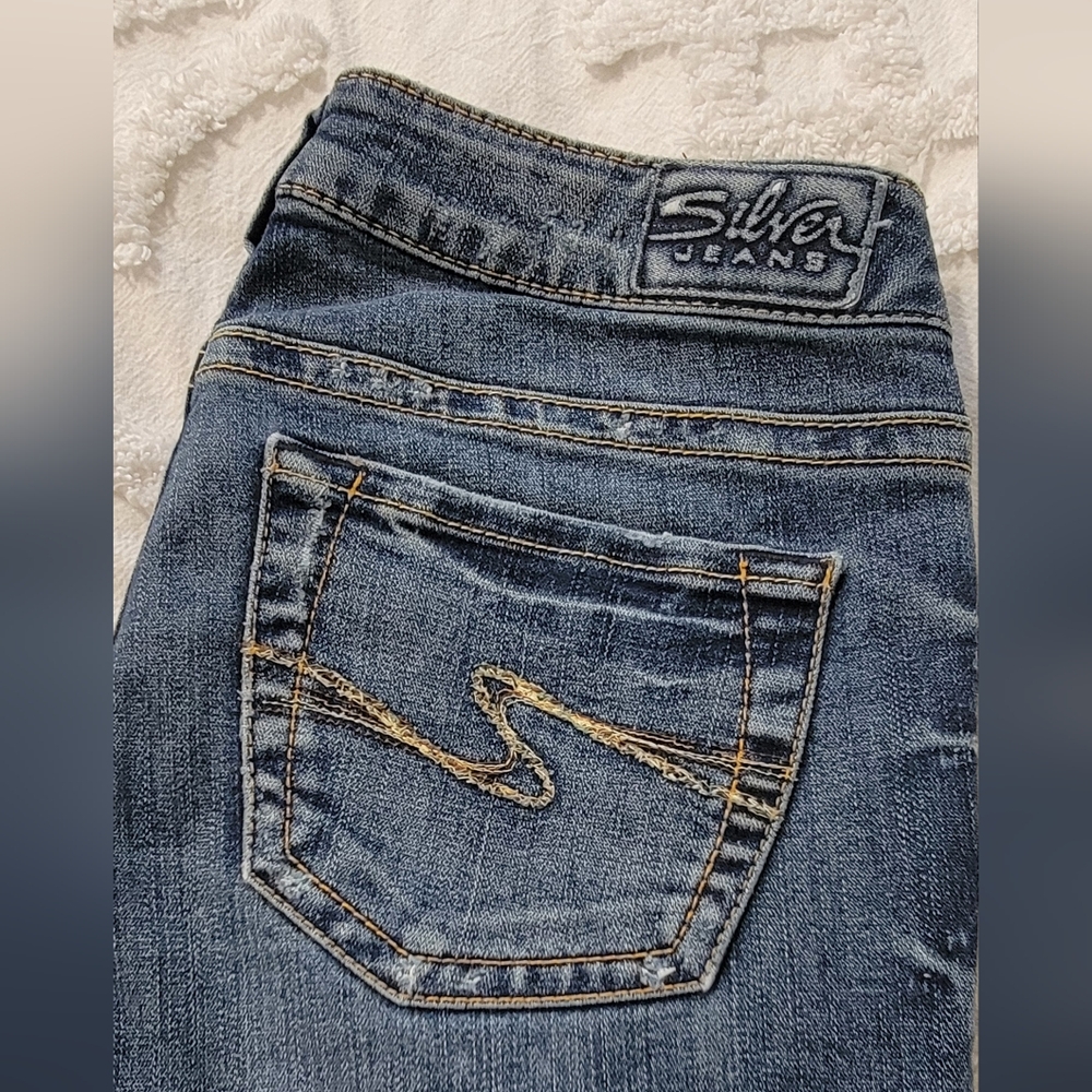 Silver Jeans Size 26 Boot Cut Aiko